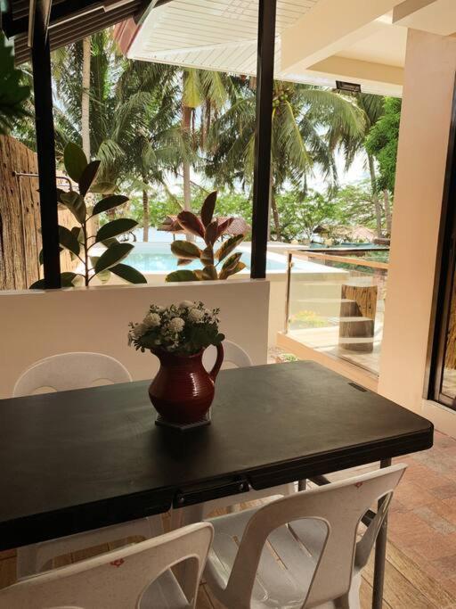 Beach Getaway Studio Villa In Lobo エクステリア 写真