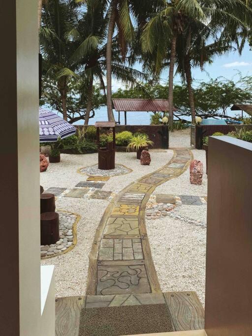Beach Getaway Studio Villa In Lobo エクステリア 写真