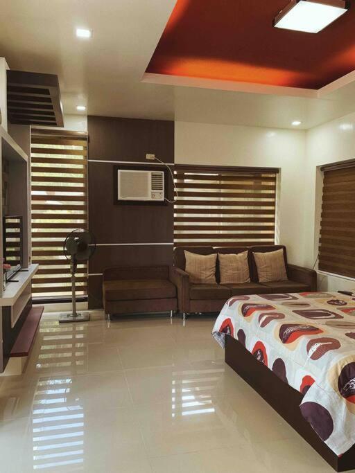 Beach Getaway Studio Villa In Lobo エクステリア 写真